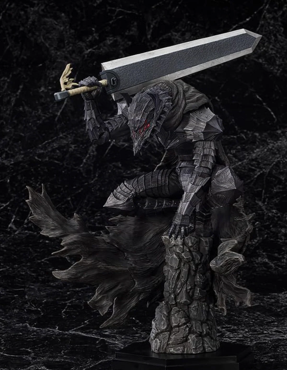 Official Licenced PARADE Guts [Berserker Armor] L size Pop Up Figure - Image 4